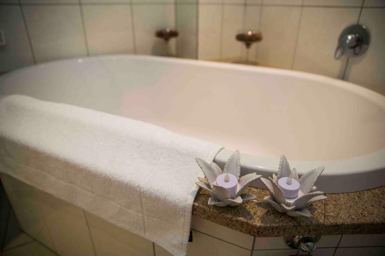 Palmwood Guesthouse Amanzimtoti Ngoại thất bức ảnh